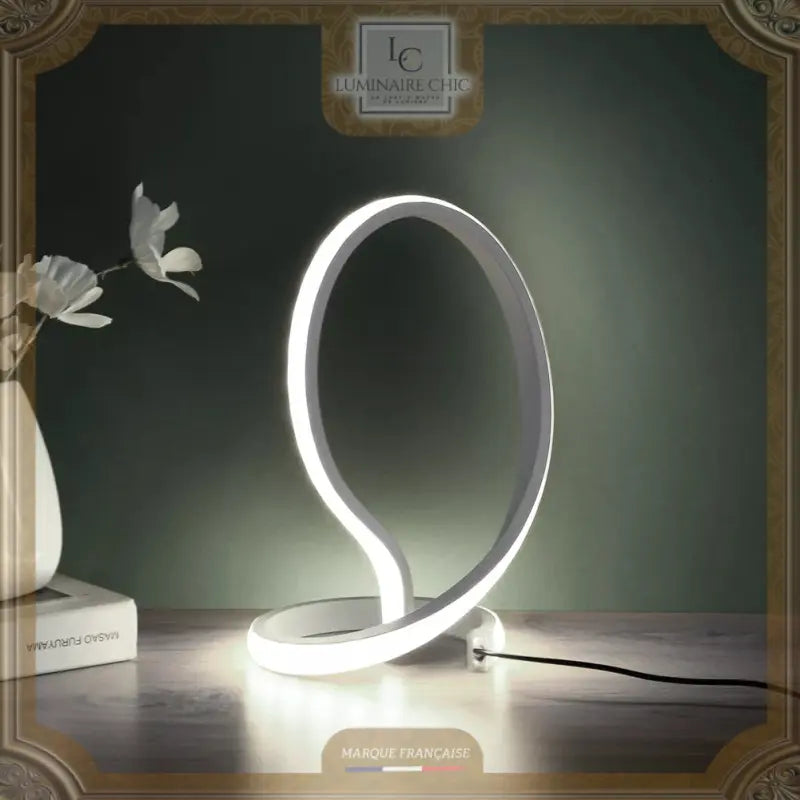Lampe De Chevet Design En Métal Et Acrylique Style Artistique F / Blanc Chaud